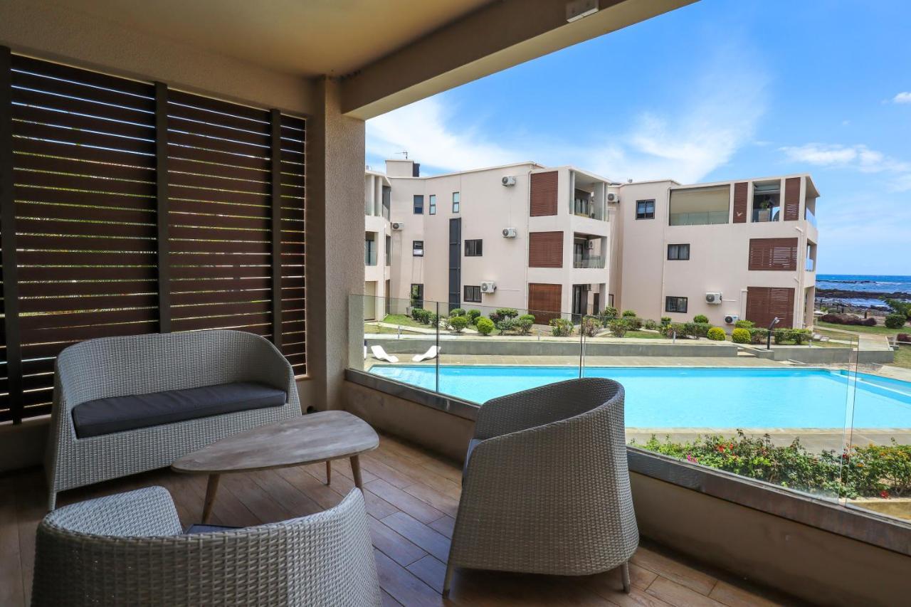 Pierre Bleue Beachfront Villa Flic-en-Flacq Exterior foto